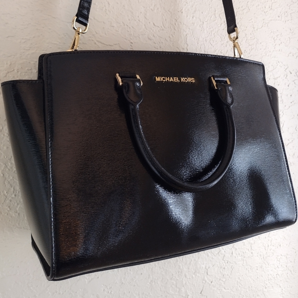 Michael Kors Selma Satchel Patent Leather Black Crossbody Bag - Picture 2 of 12